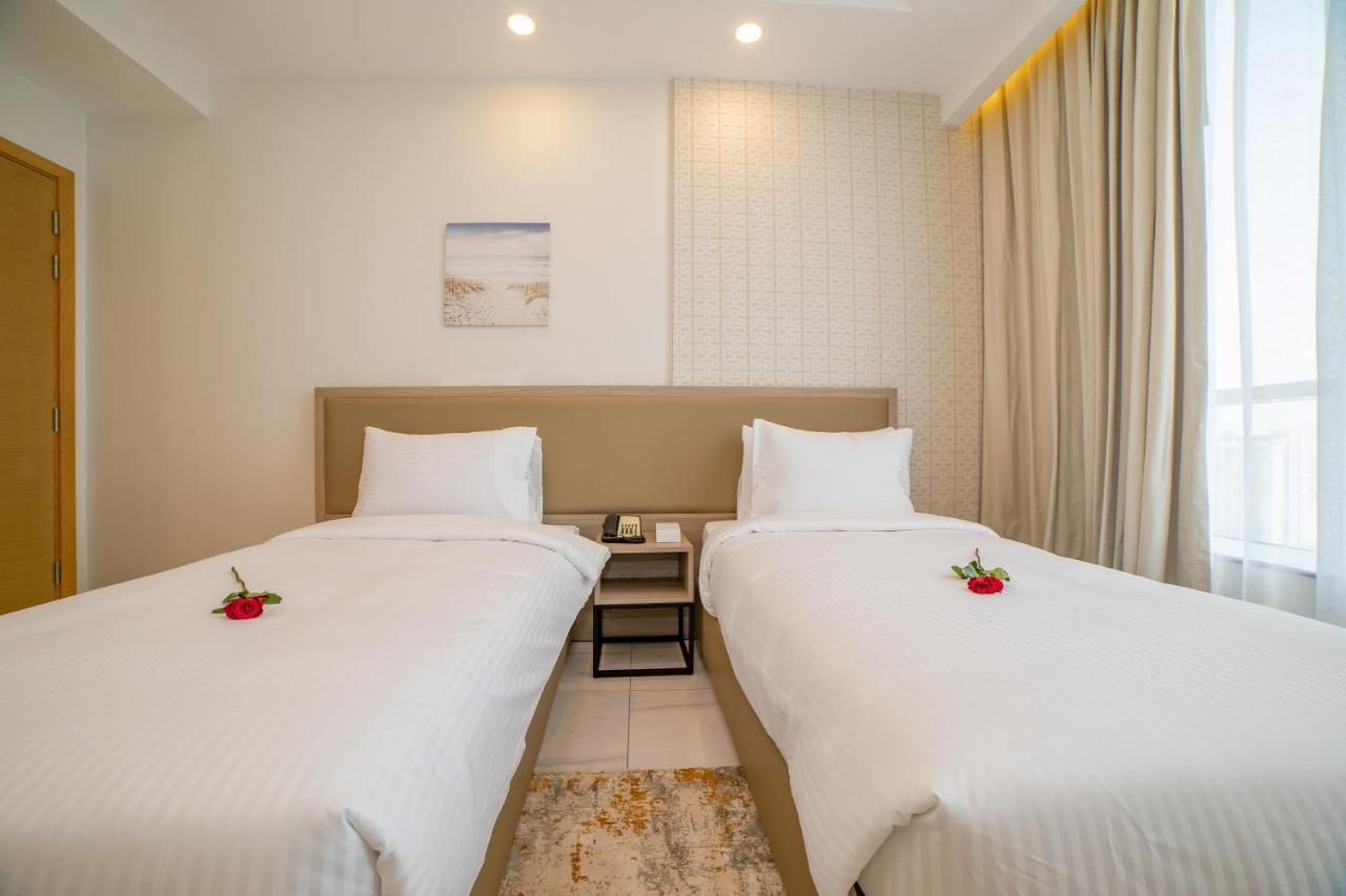 Platinum Coast Hotel Apartments Fujairah Buitenkant foto Deluxe twin room